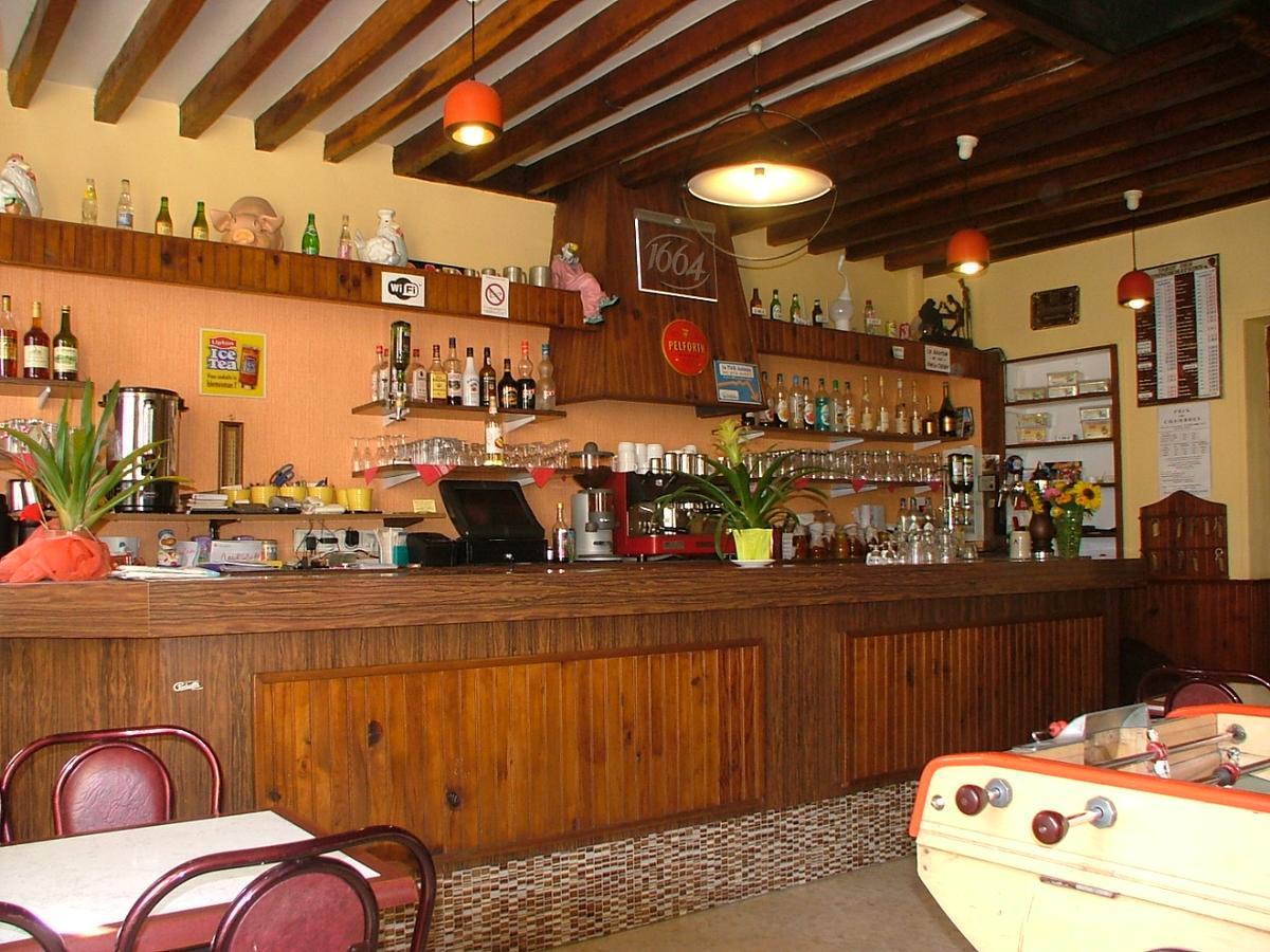 Hôtel de la Place Germigny-des-Prés Extérieur photo