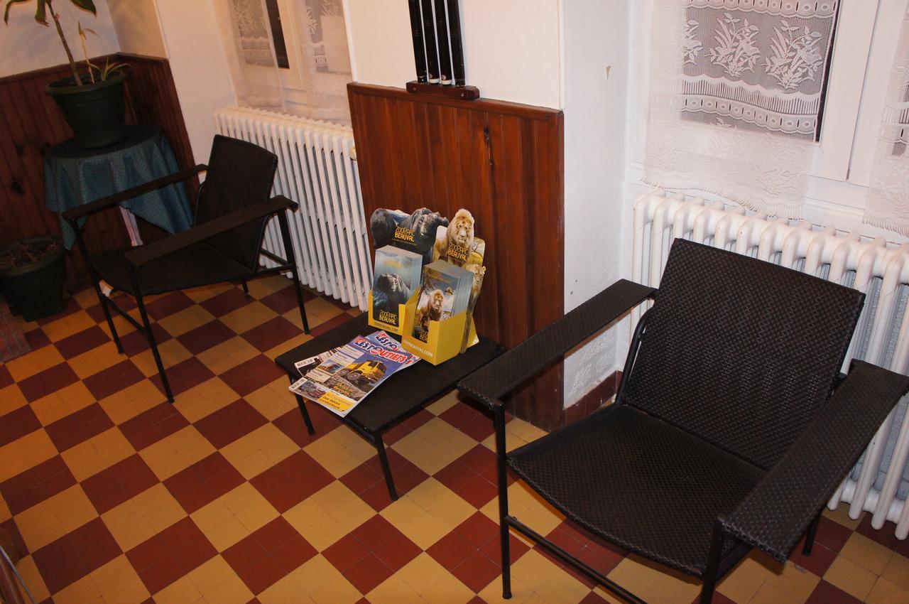 Hôtel de la Place Germigny-des-Prés Extérieur photo