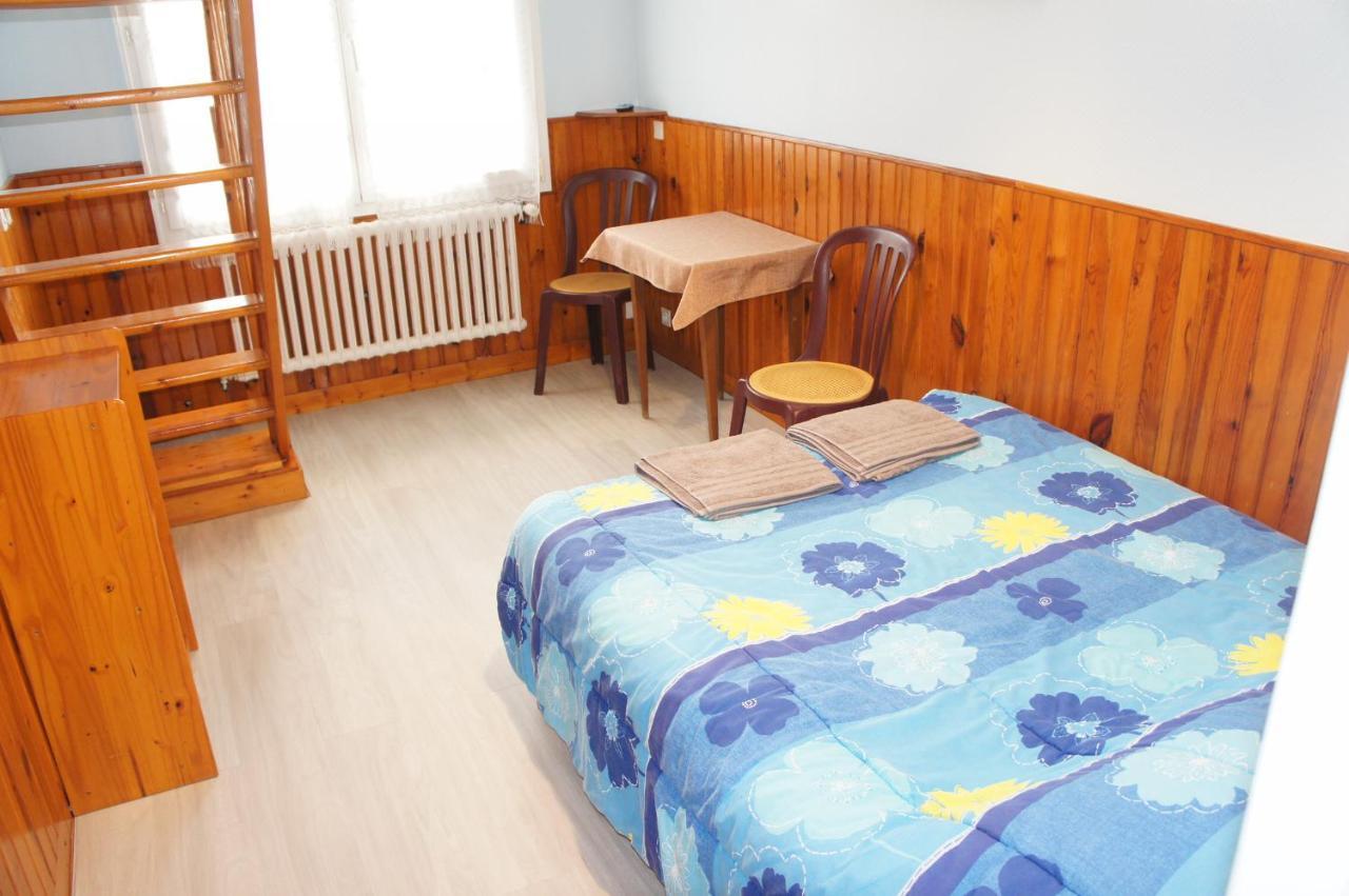 Hôtel de la Place Germigny-des-Prés Extérieur photo